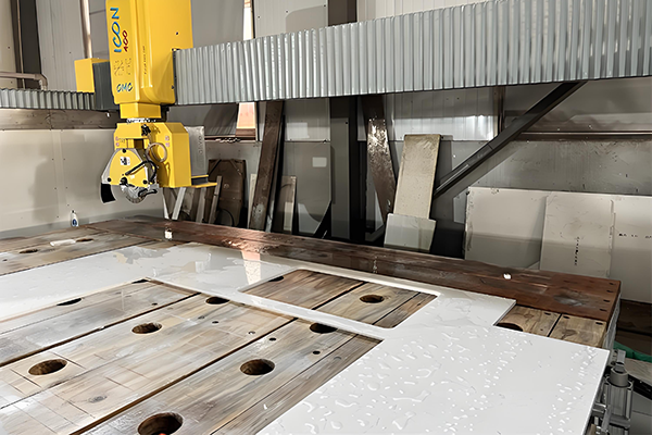 1742699328420929.png 5-Axis Cutting Machine-1.png